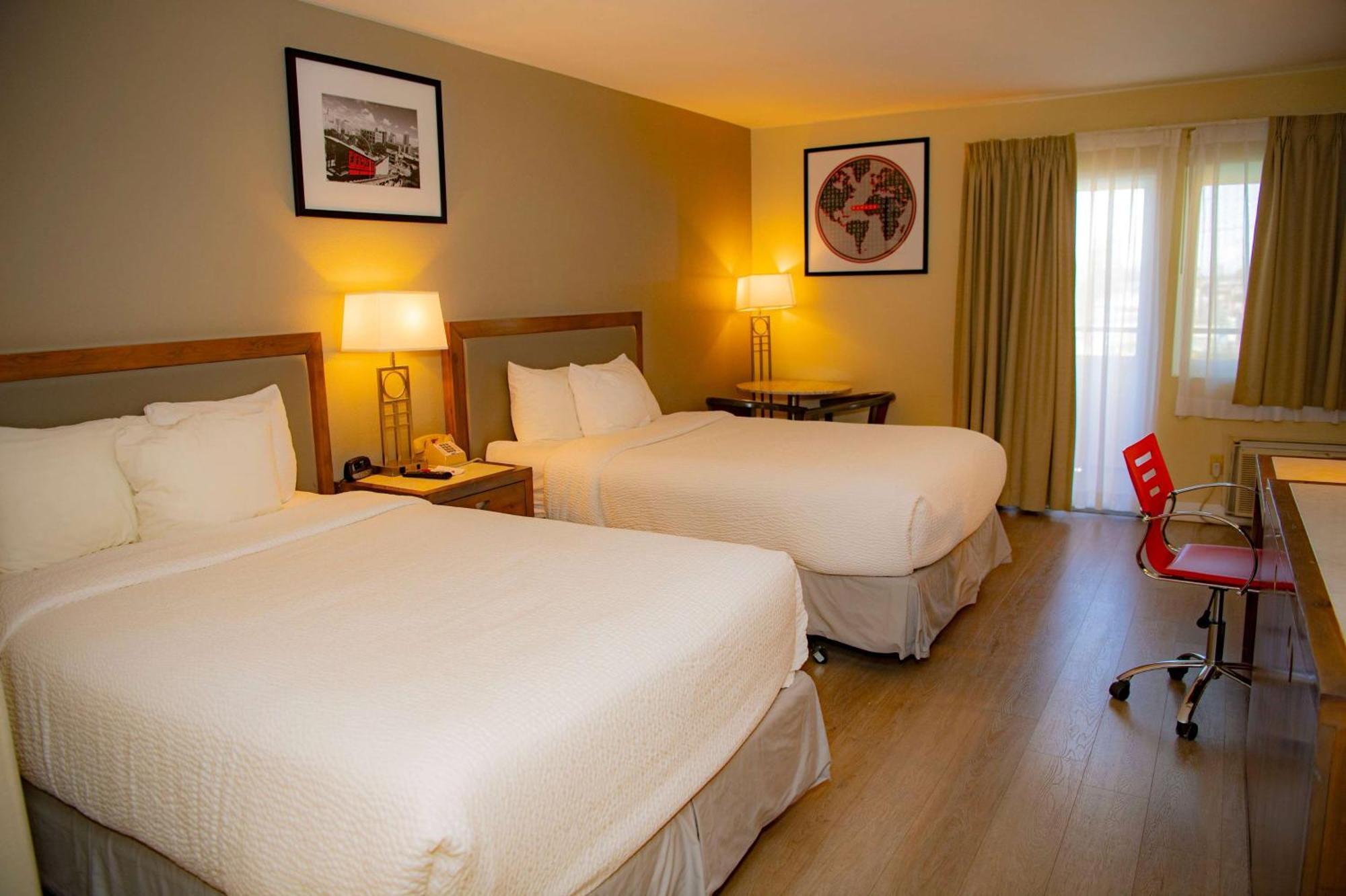 Отель Ramada Plaza By Wyndham Garden Grove/Anaheim South Экстерьер фото